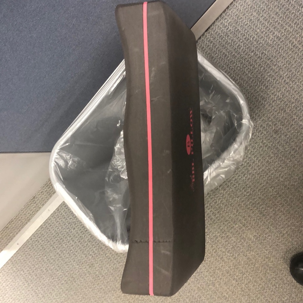 Bbl Pillow - image 4